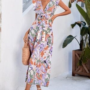 NWOT Floral maxi dress